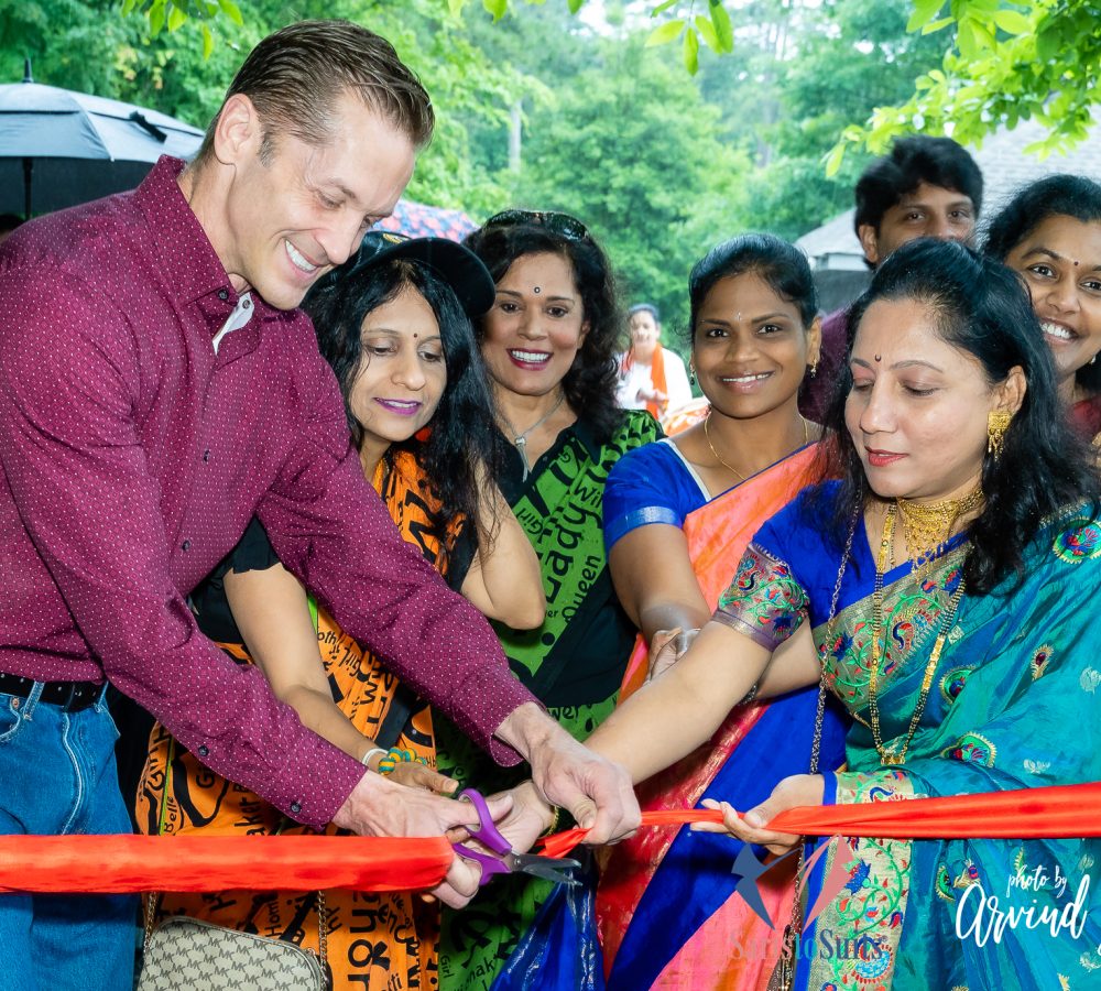 Saris2SuitsPhotobyArvind-8962